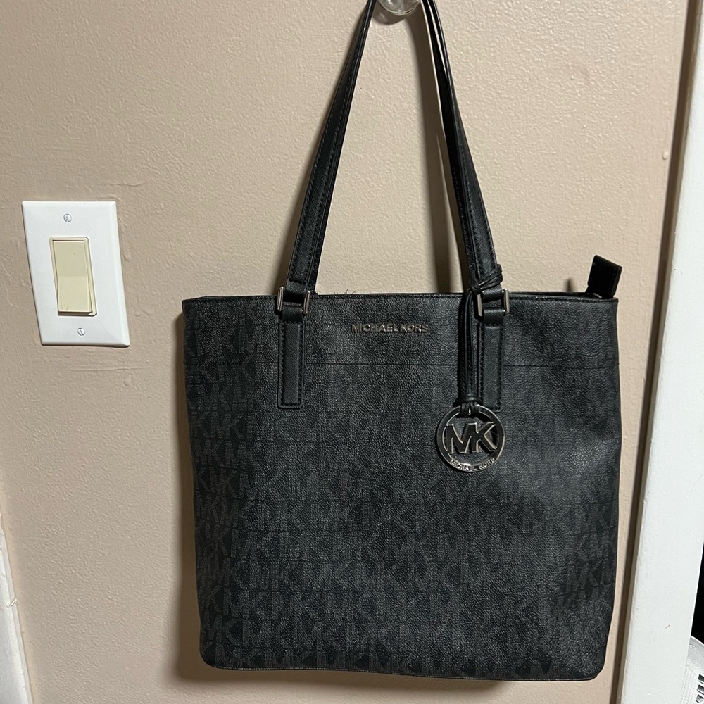 MK purse